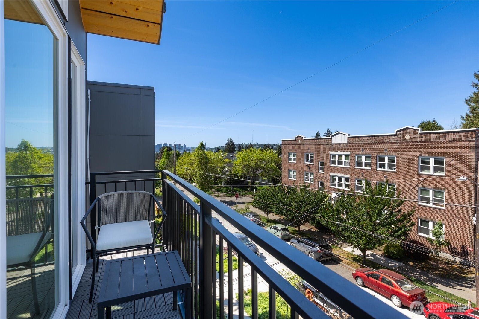 4416 Corliss Avenue N #B, Seattle, WA 98003