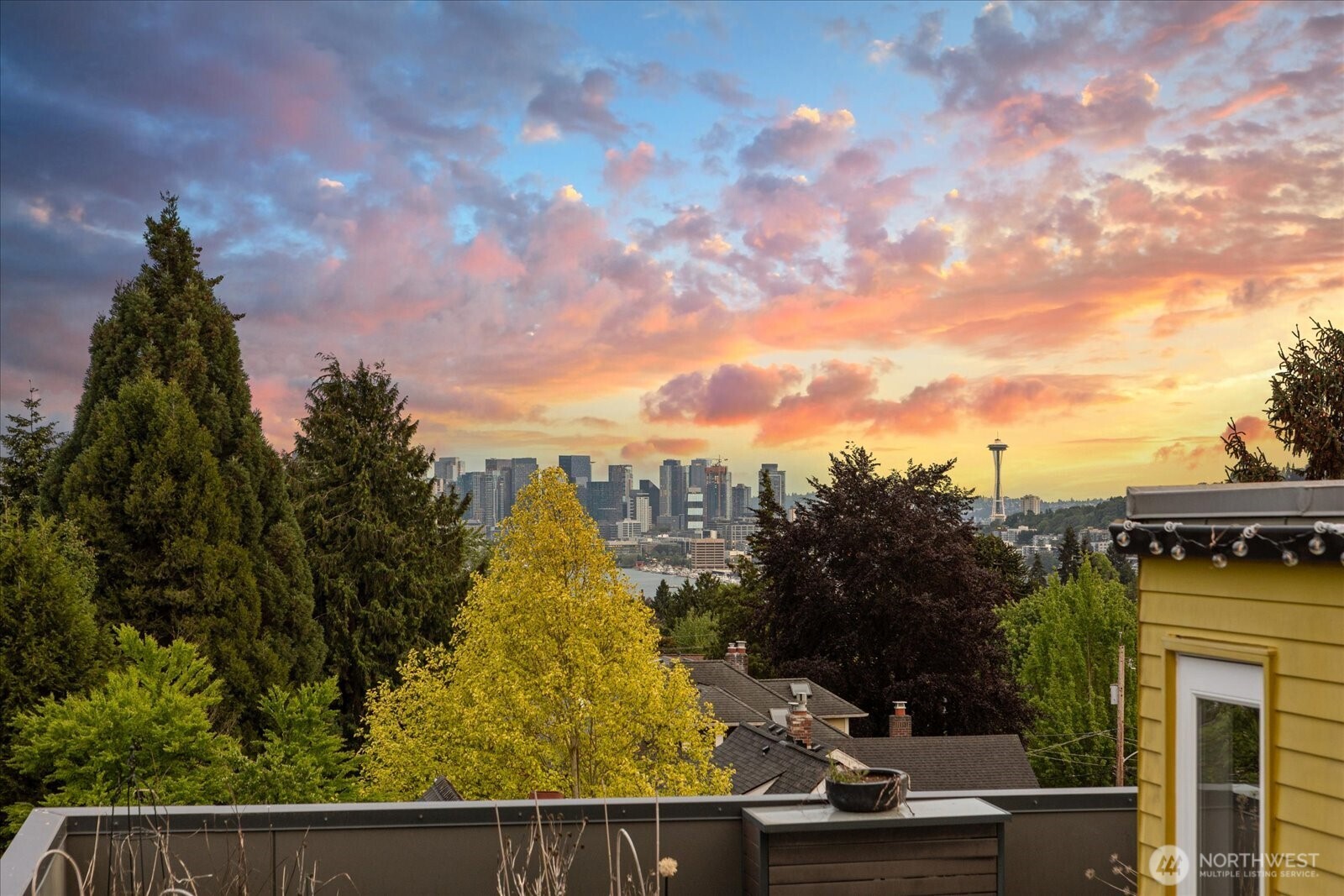 4416 Corliss Avenue N #B, Seattle, WA 98003