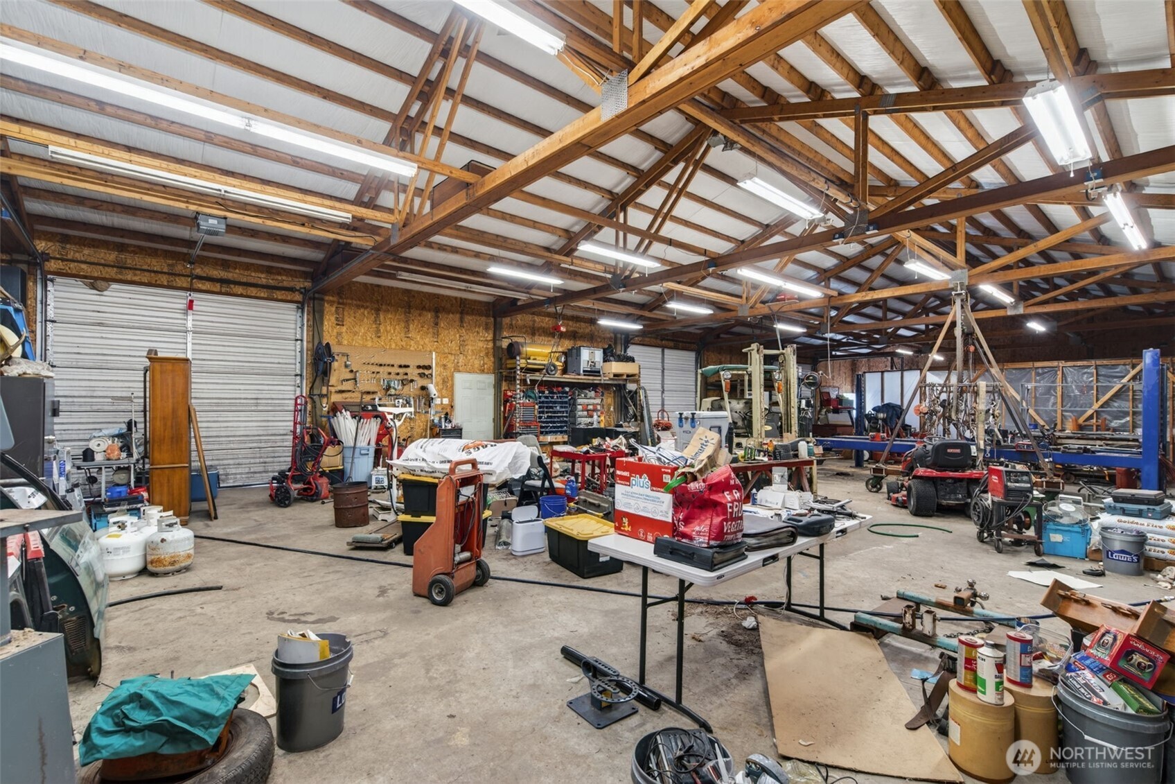 943 Fall Creek Road , Longview, WA 98632