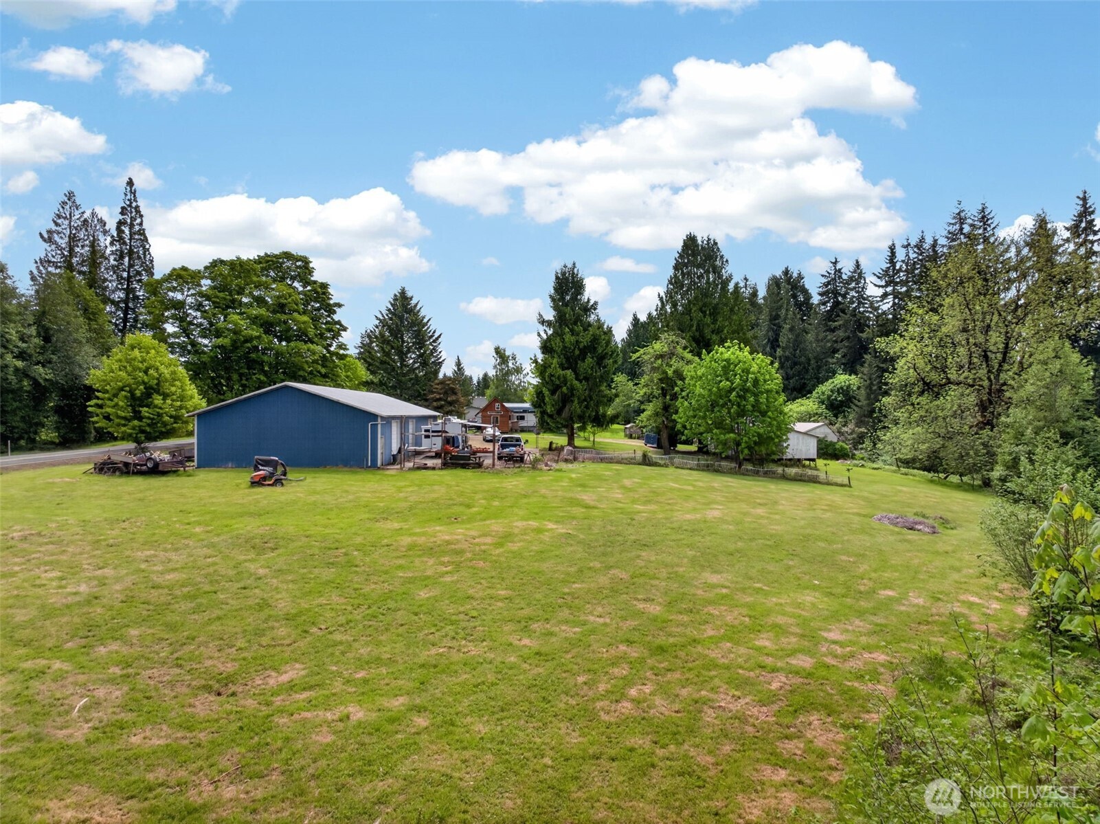 943 Fall Creek Road , Longview, WA 98632