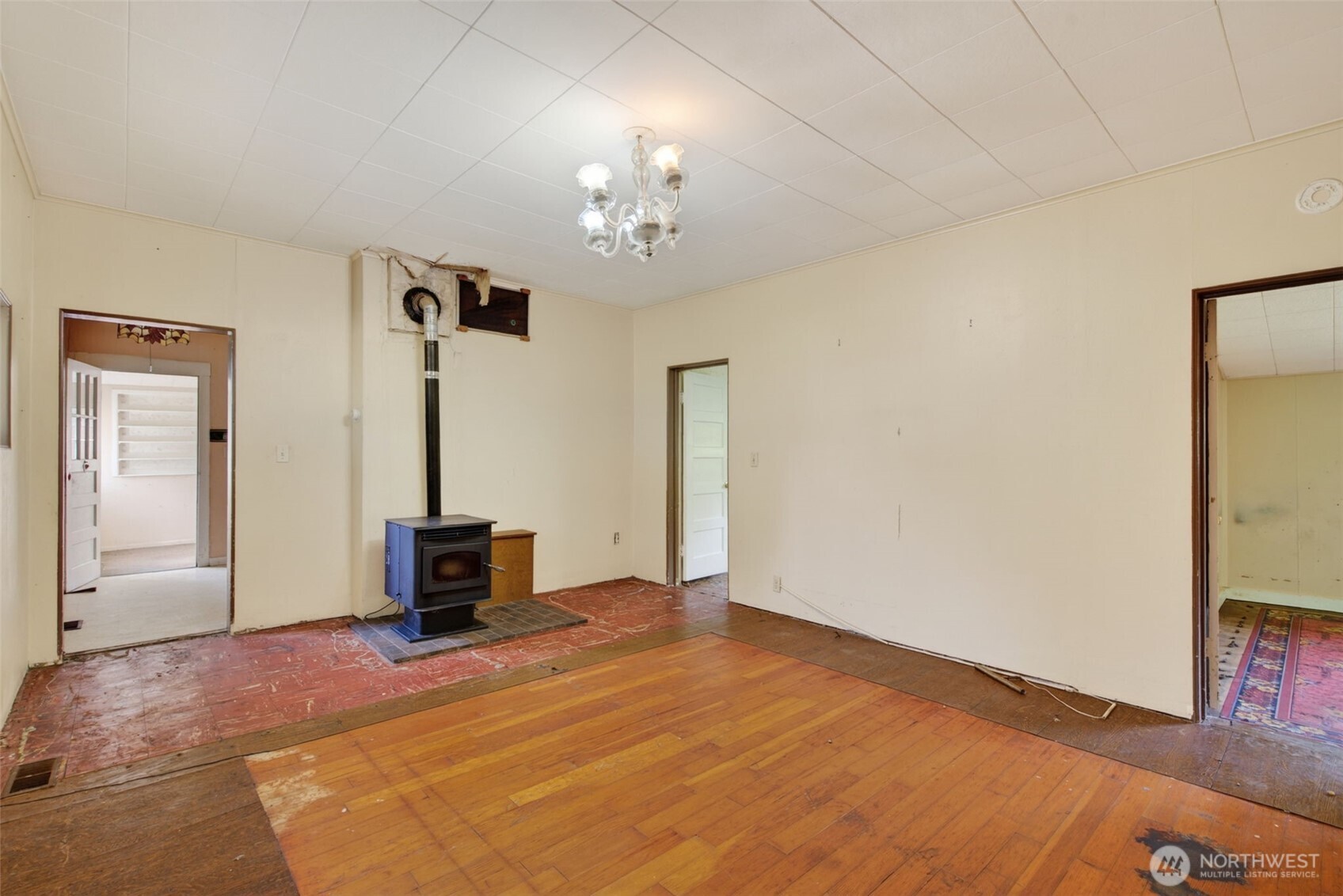 943 Fall Creek Road , Longview, WA 98632