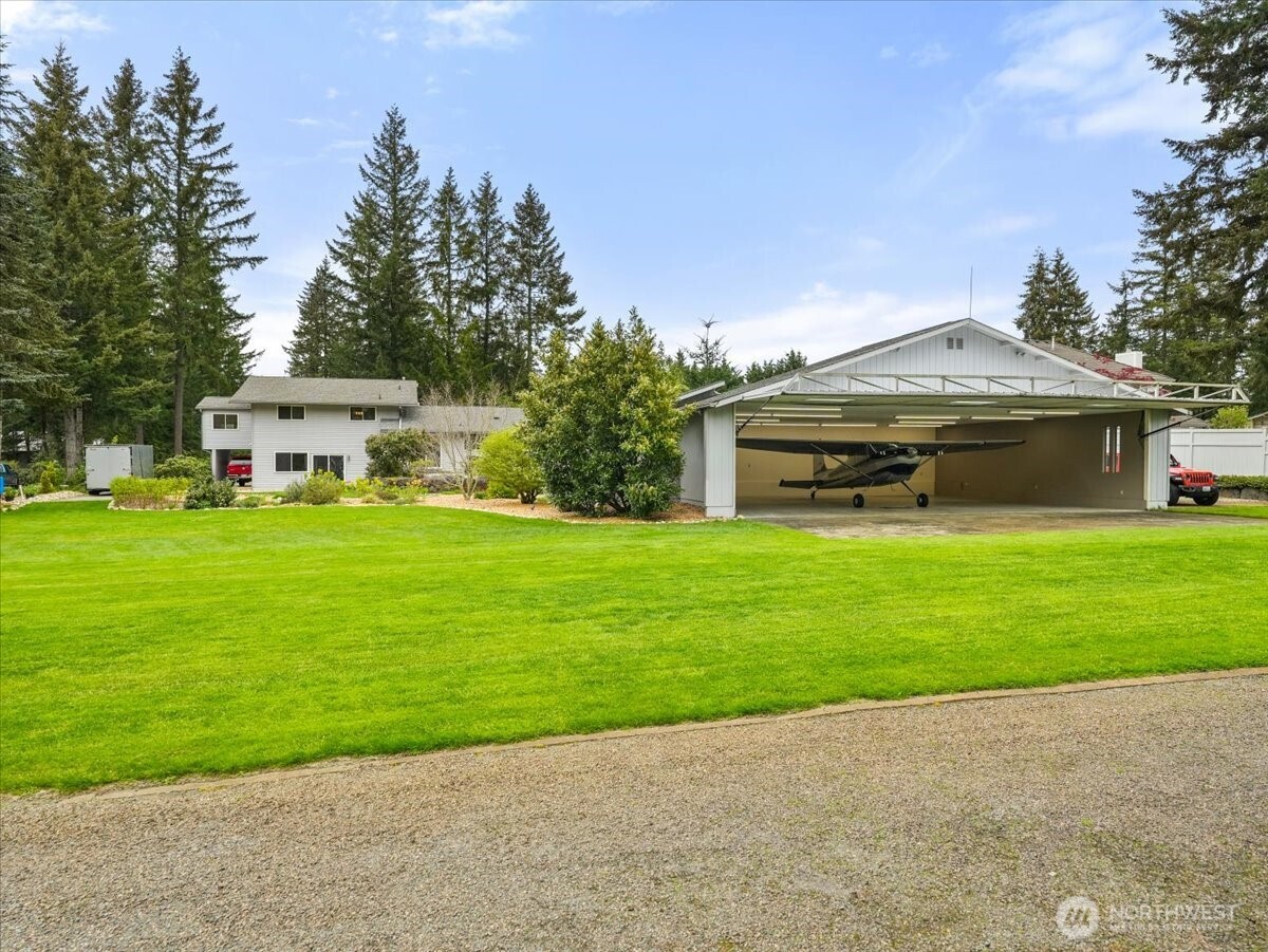 17649 SE 297th Place , Kent, WA 98042-5713