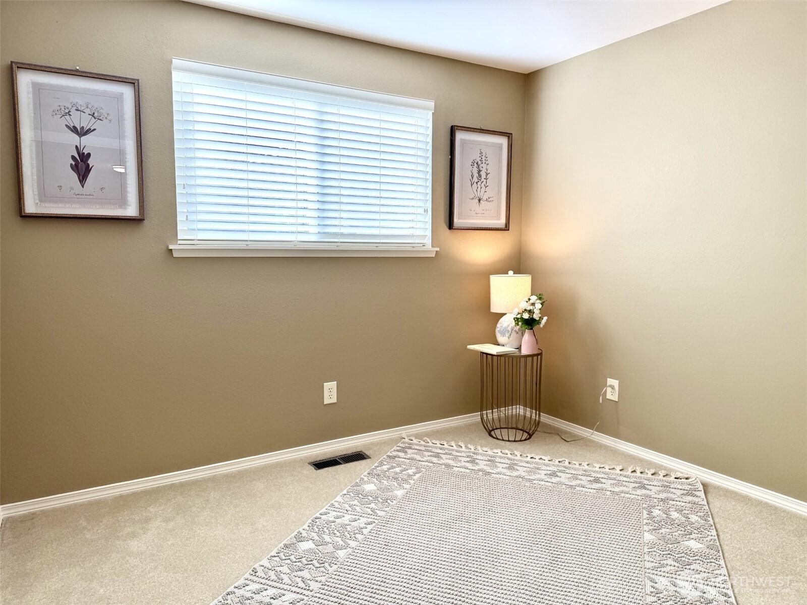 17649 SE 297th Place , Kent, WA 98042-5713