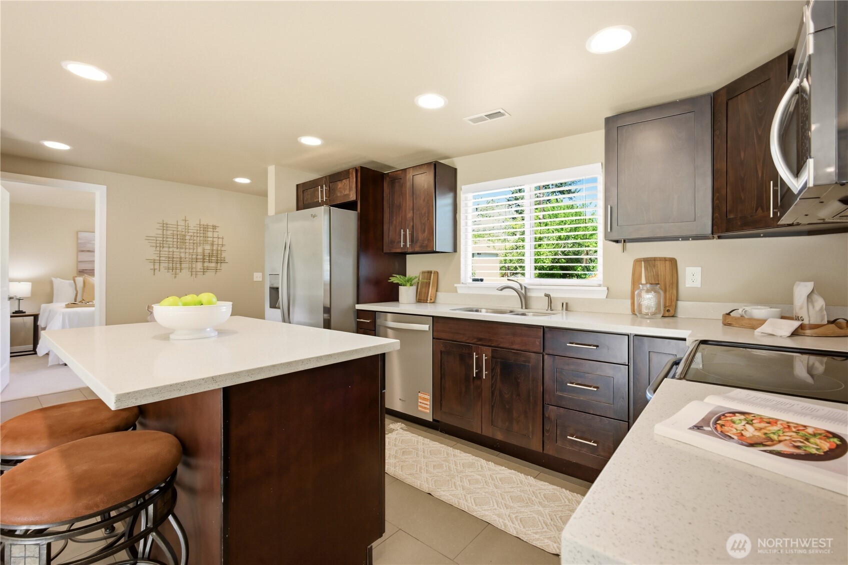 2327 NE 86TH Street , Seattle, WA 98115