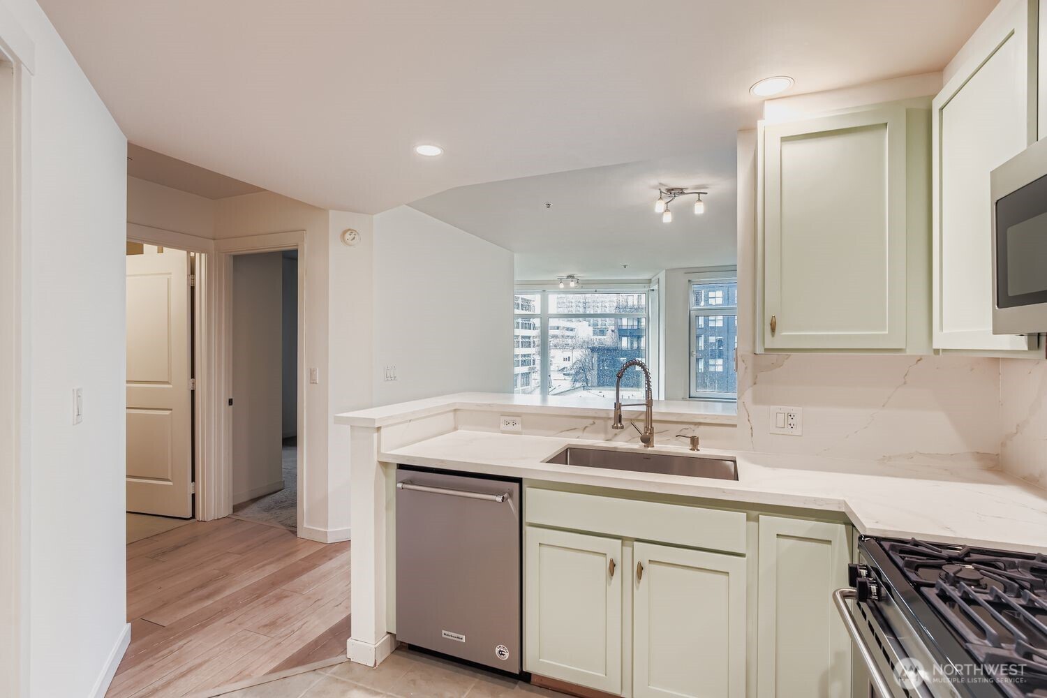 2607 Western Avenue #612, Seattle, WA 98121