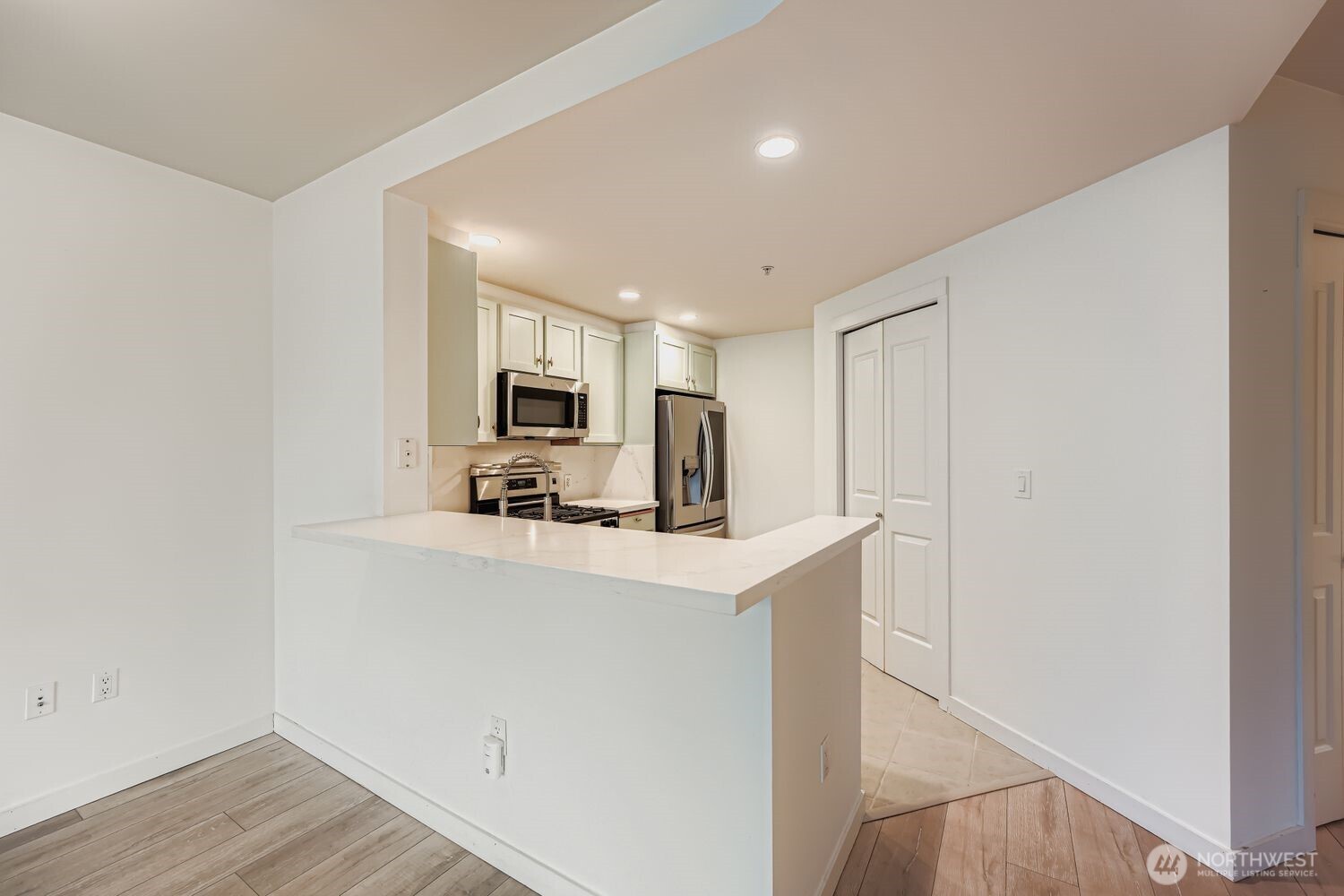 2607 Western Avenue #612, Seattle, WA 98121