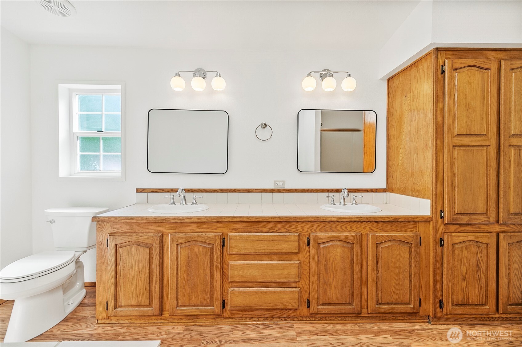 38711 SE 200th Avenue , Auburn, WA 98092