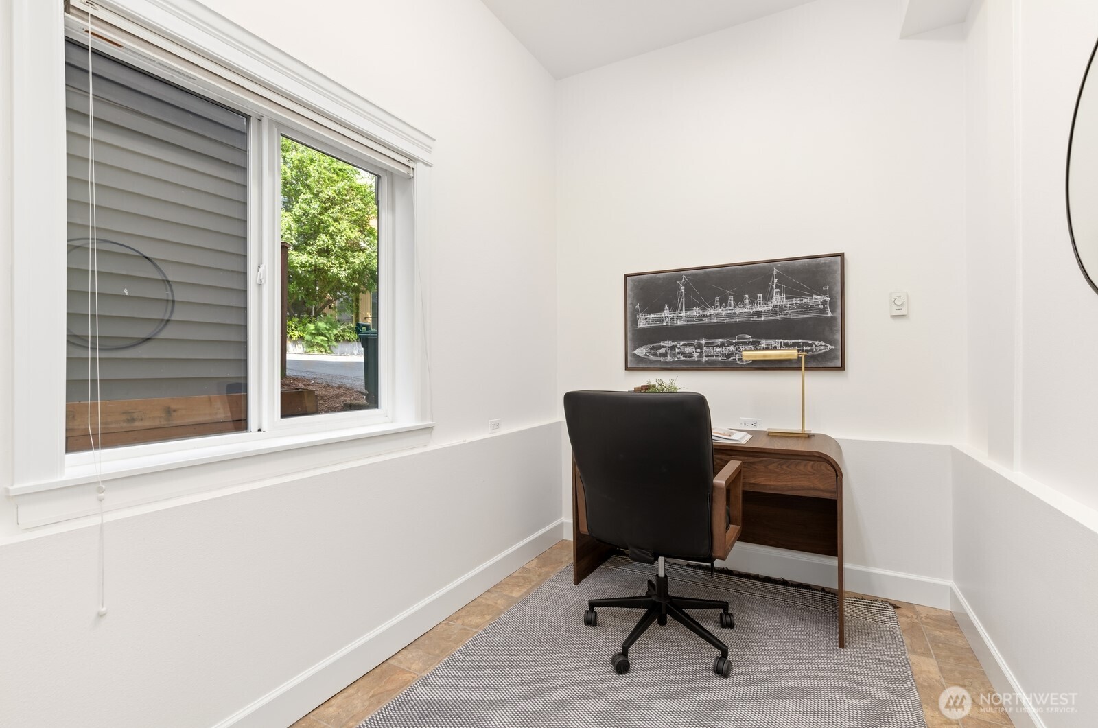 4208 Linden Avenue N, Seattle, WA 98103