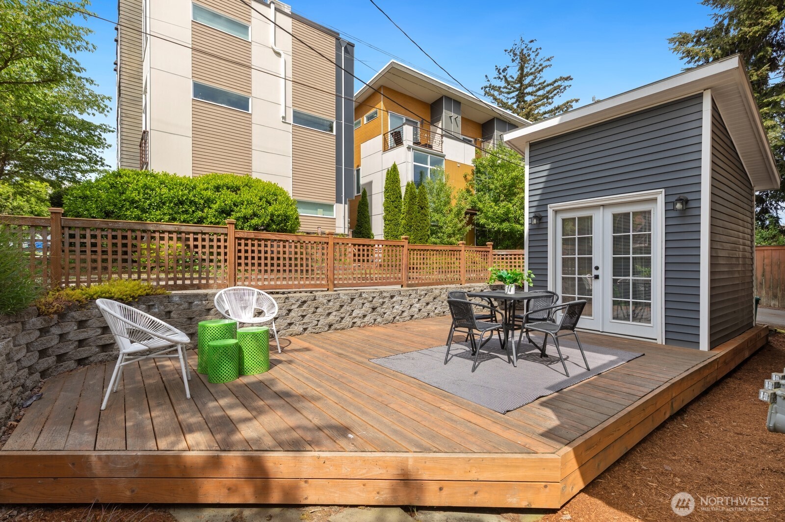 4208 Linden Avenue N, Seattle, WA 98103
