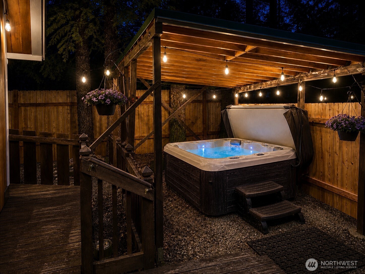 100 Timberline Drive , Packwood, WA 98361