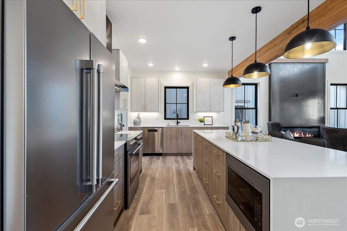 211 Pebblebrook Drive , Lynden, WA 98264