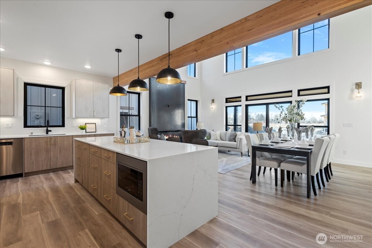 211 Pebblebrook Drive , Lynden, WA 98264
