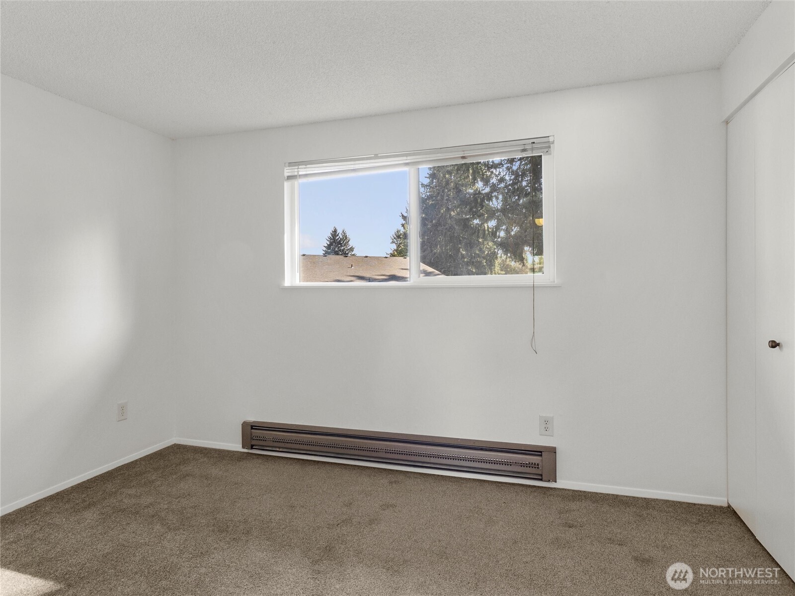 6102 Glen Mary Lane SE #A/B, Lacey, WA 98503