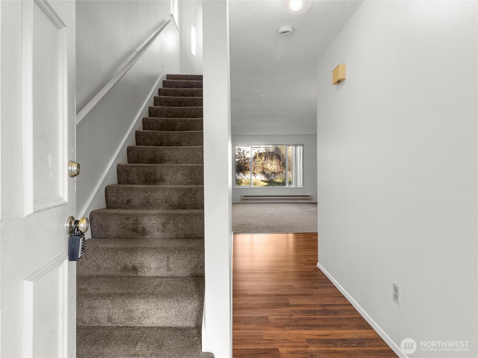 6102 Glen Mary Lane SE #A/B, Lacey, WA 98503