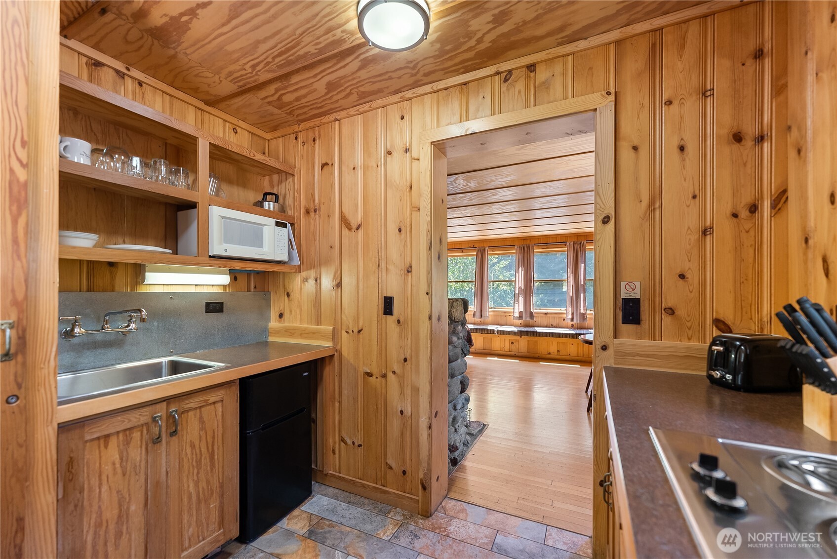 17798 A Hwy 20 #C-5, Mazama, WA 98833