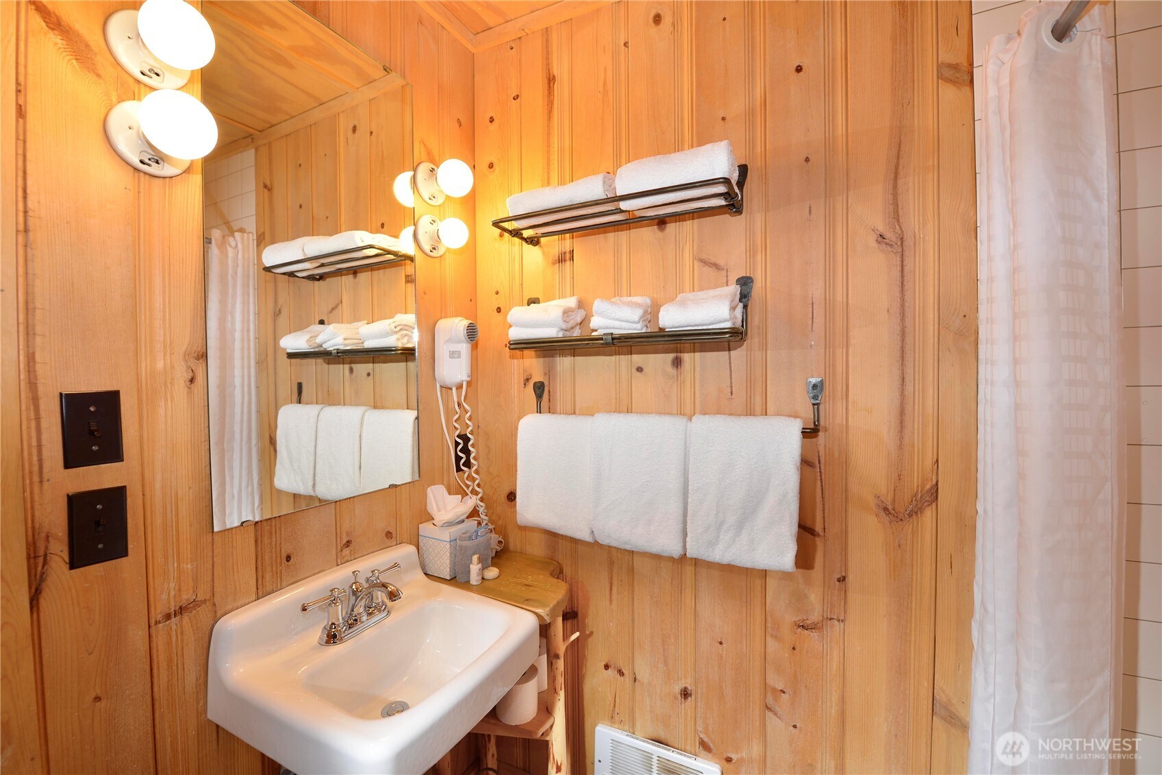 17798 A Hwy 20 #C-6, Mazama, WA 98833