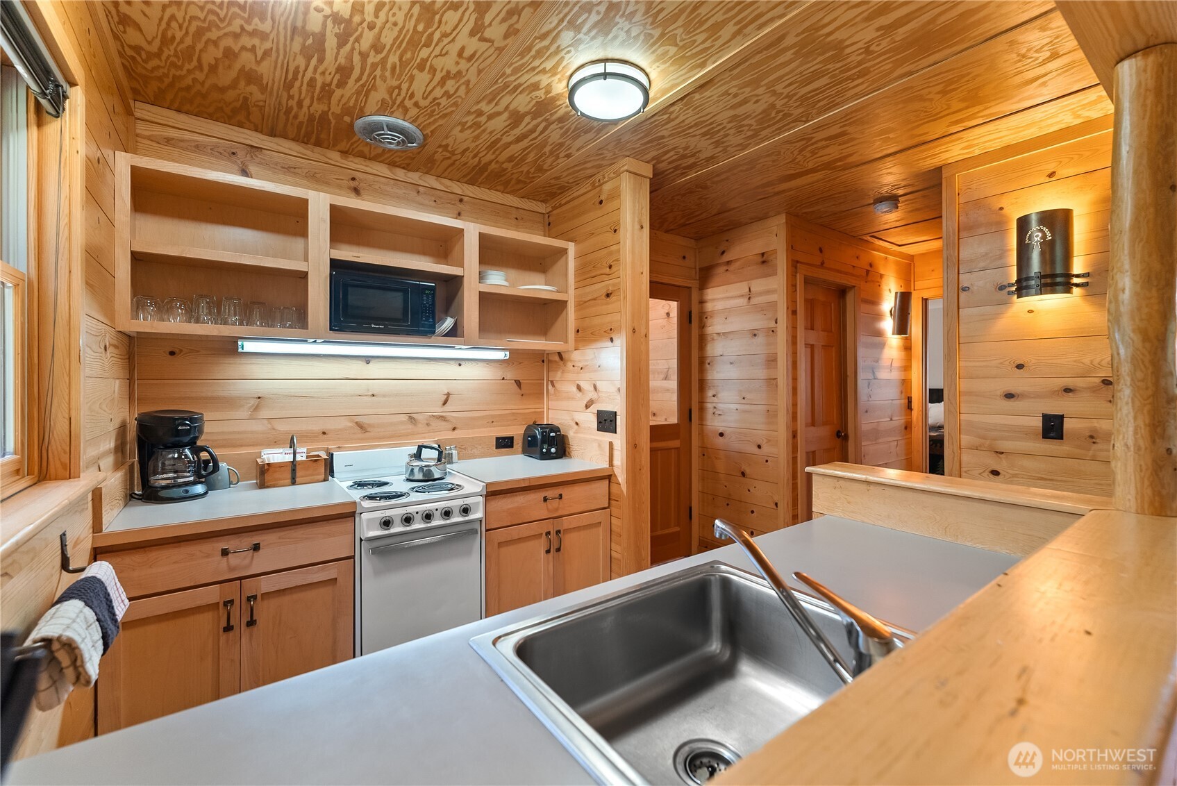 17798 A Hwy 20 #C-8, Mazama, WA 98833