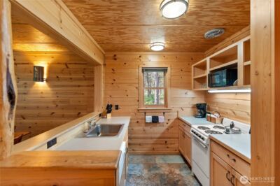 17798 A Hwy 20 #C-8, Mazama, WA 98833 - Photo 18