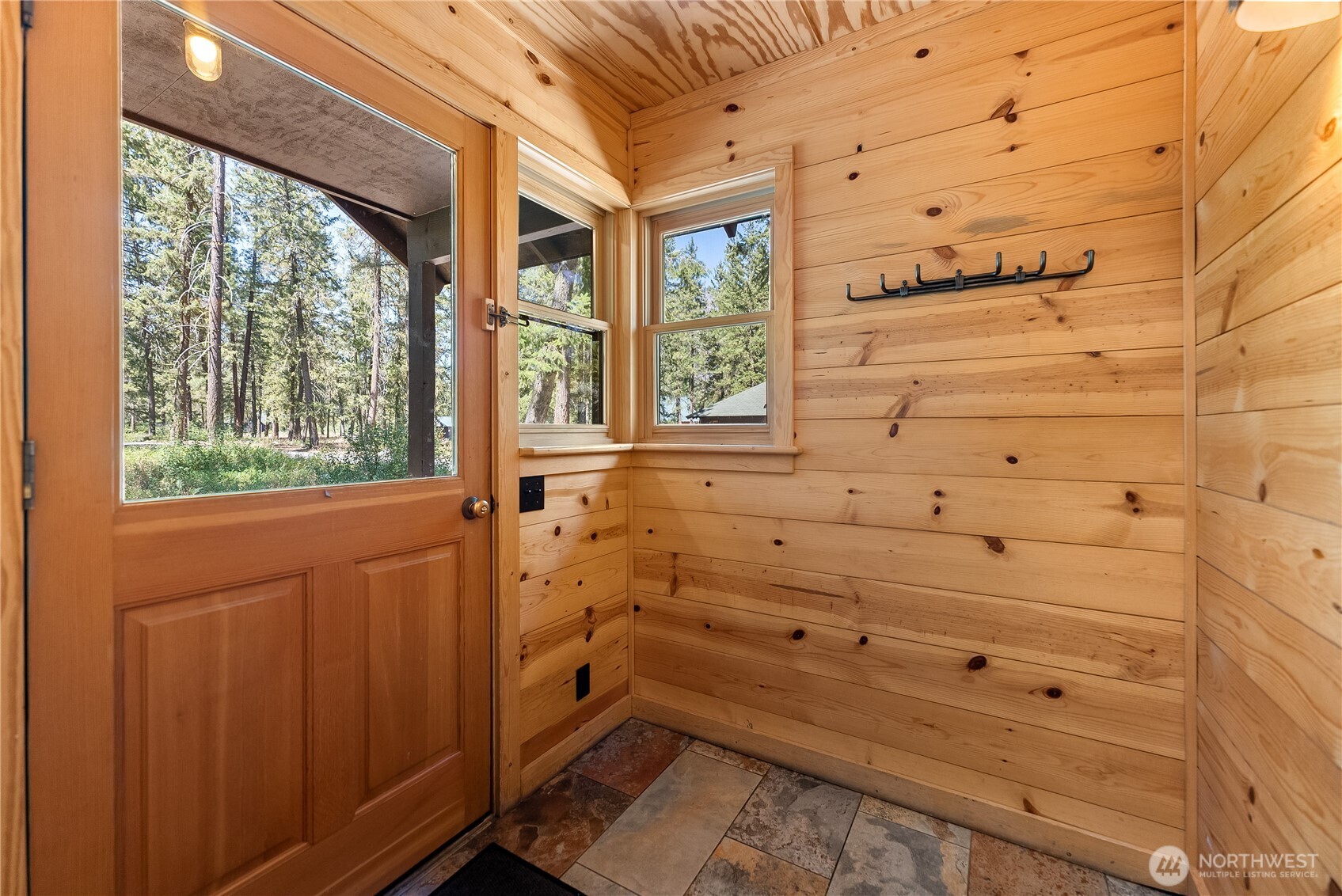 17798 A Hwy 20 #C-8, Mazama, WA 98833