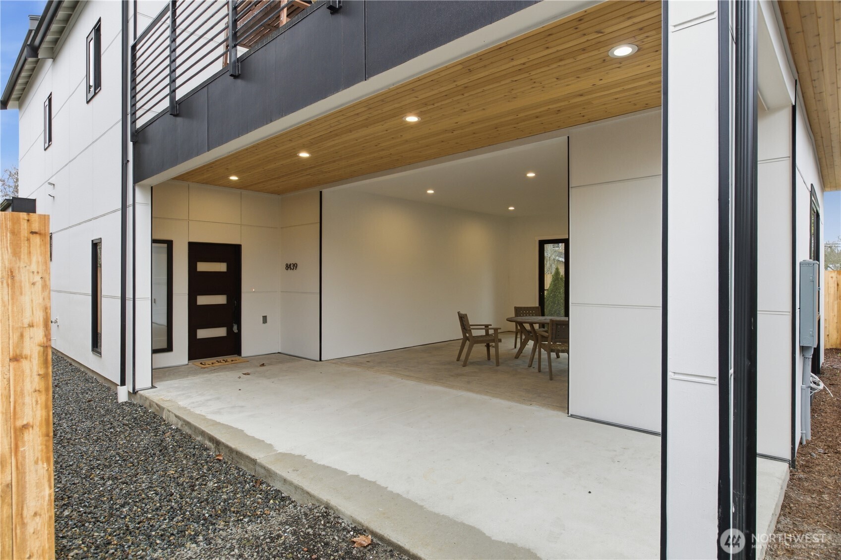 8439 47th Avenue S #B, Seattle, WA 98188