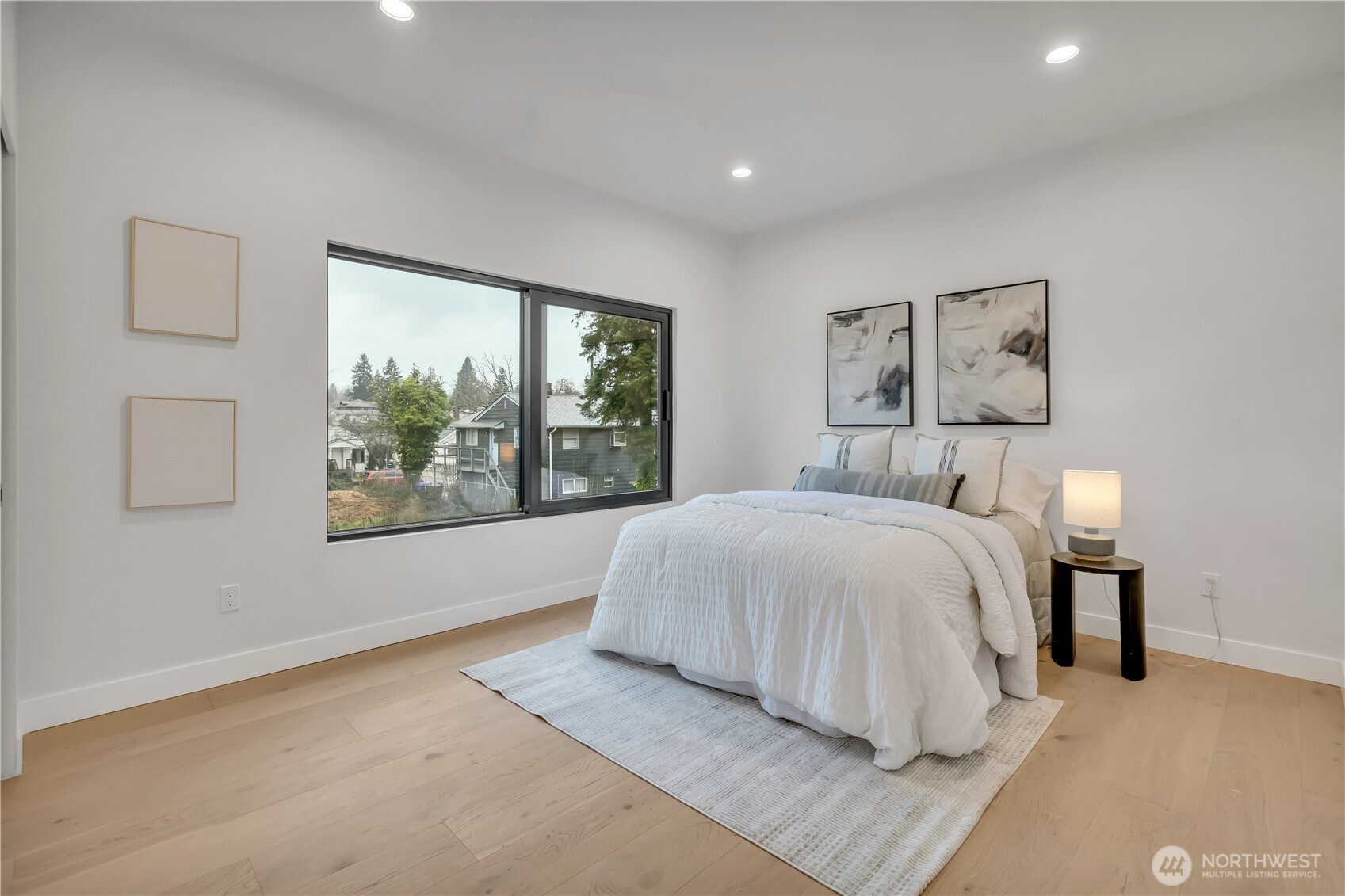8439 47th Avenue S #B, Seattle, WA 98188