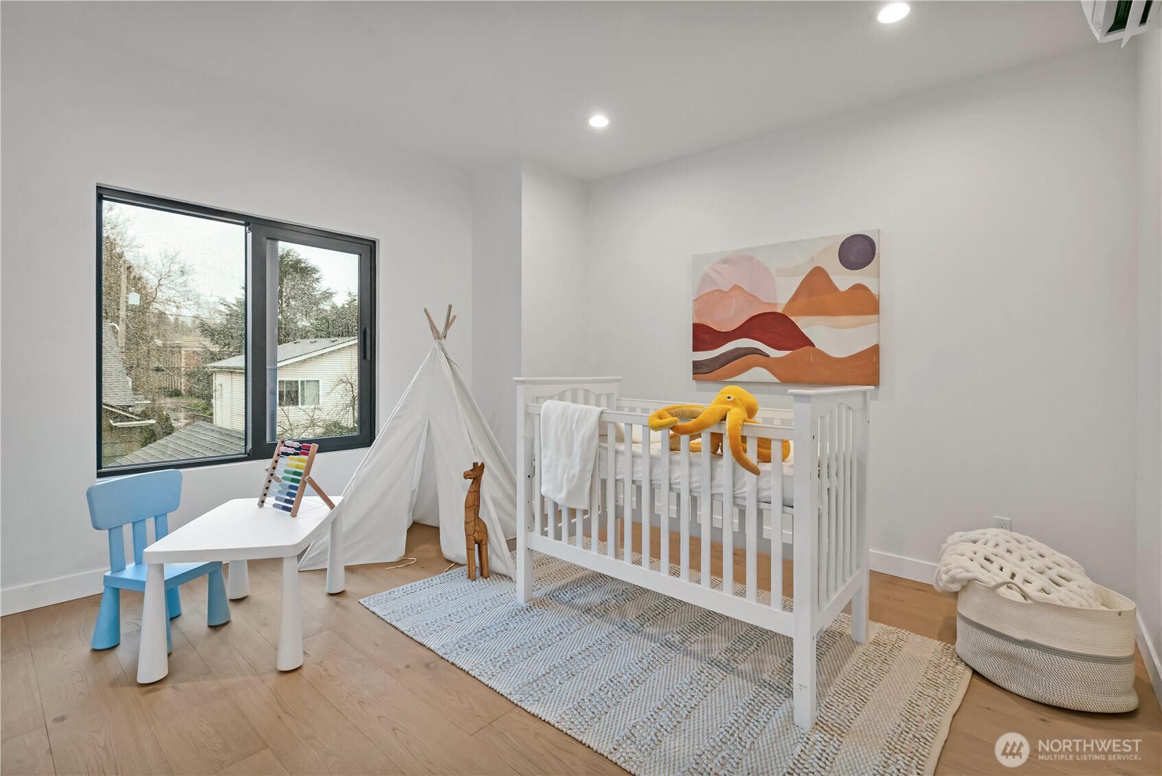 8439 47th Avenue S #B, Seattle, WA 98188