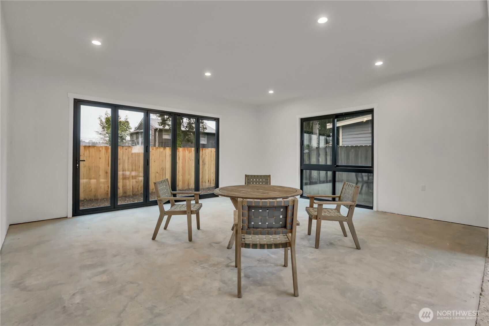 8439 47th Avenue S #B, Seattle, WA 98188