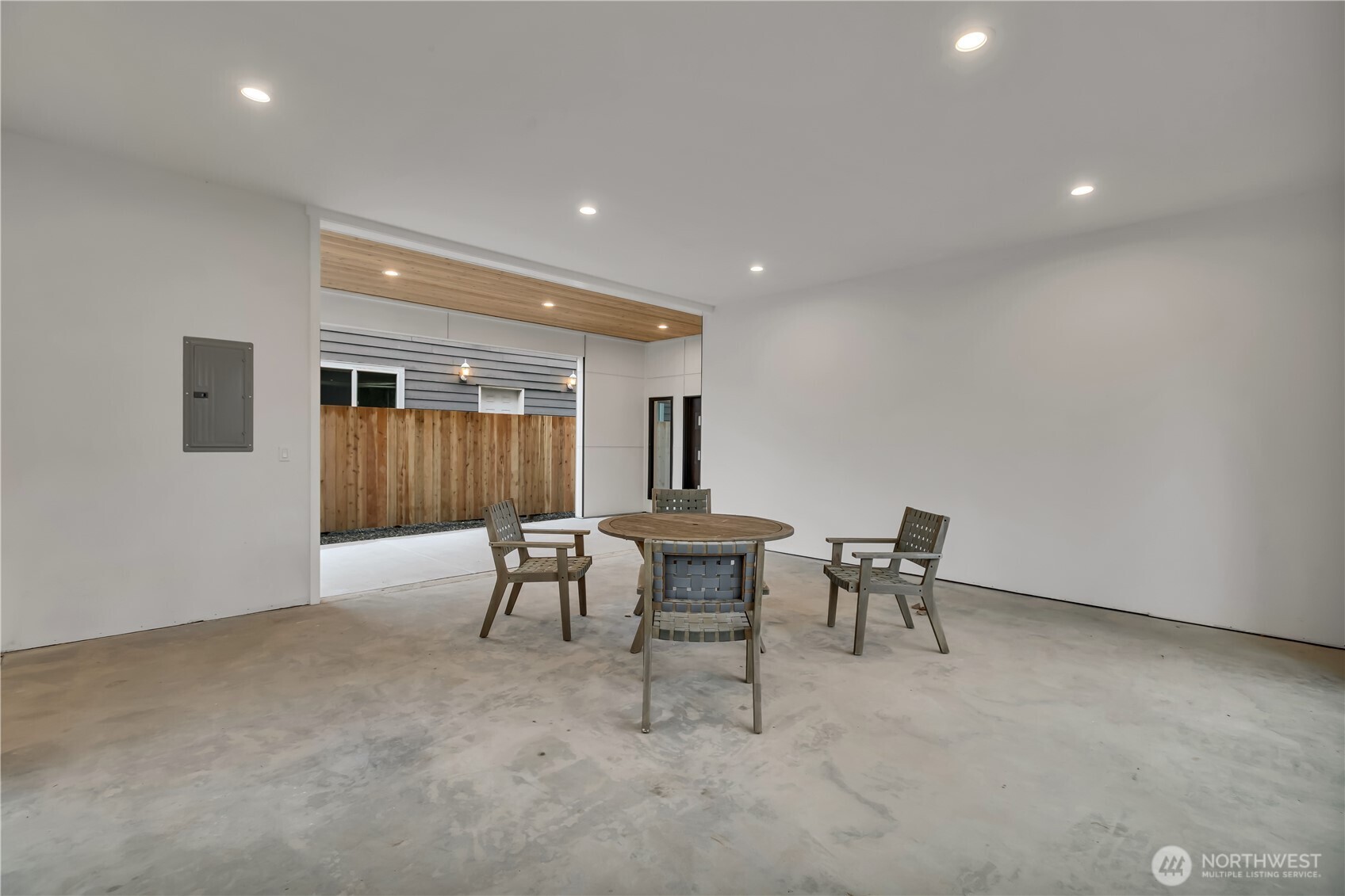 8439 47th Avenue S #B, Seattle, WA 98188