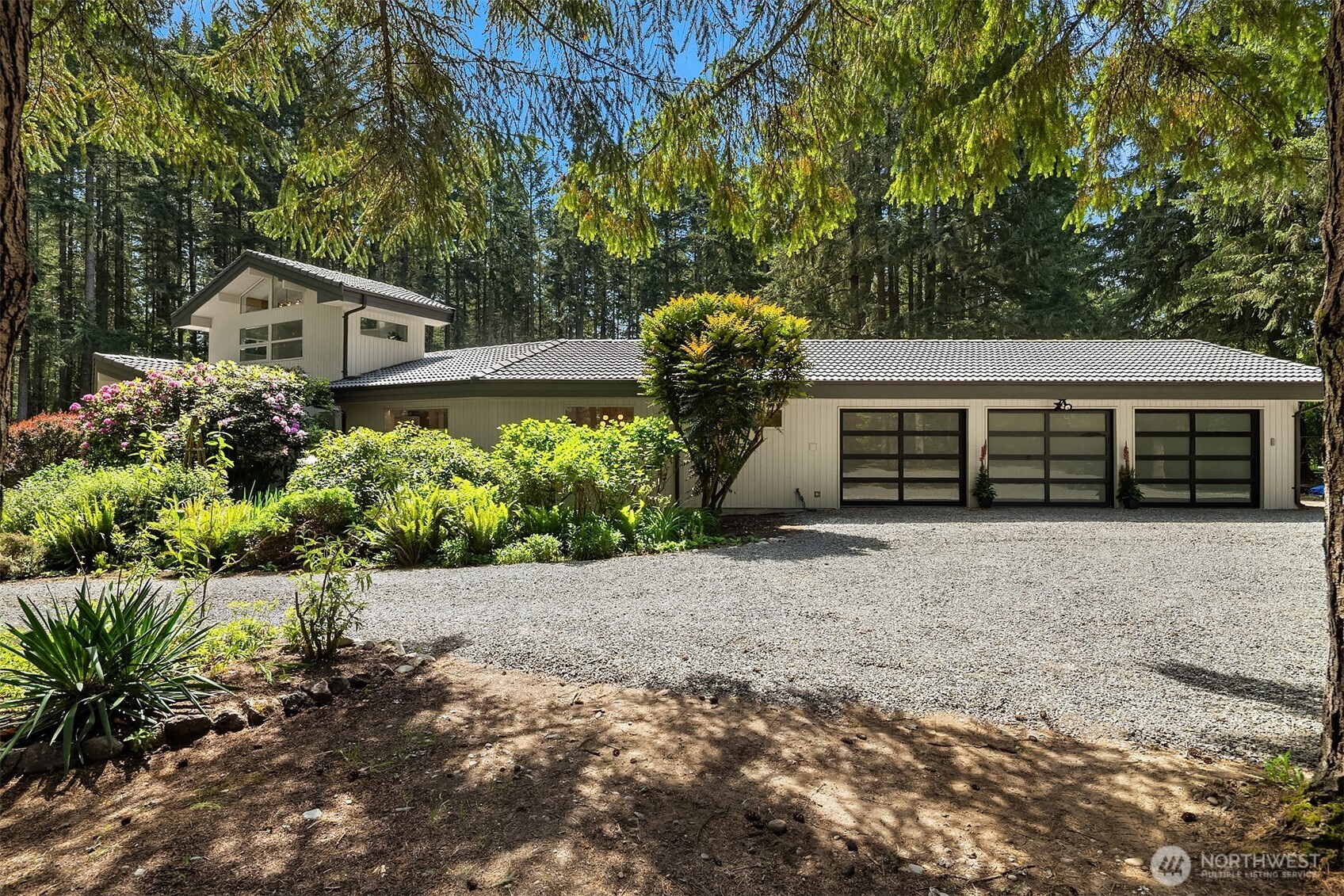 7575 NE New Brooklyn Road , Bainbridge Island, WA 98110