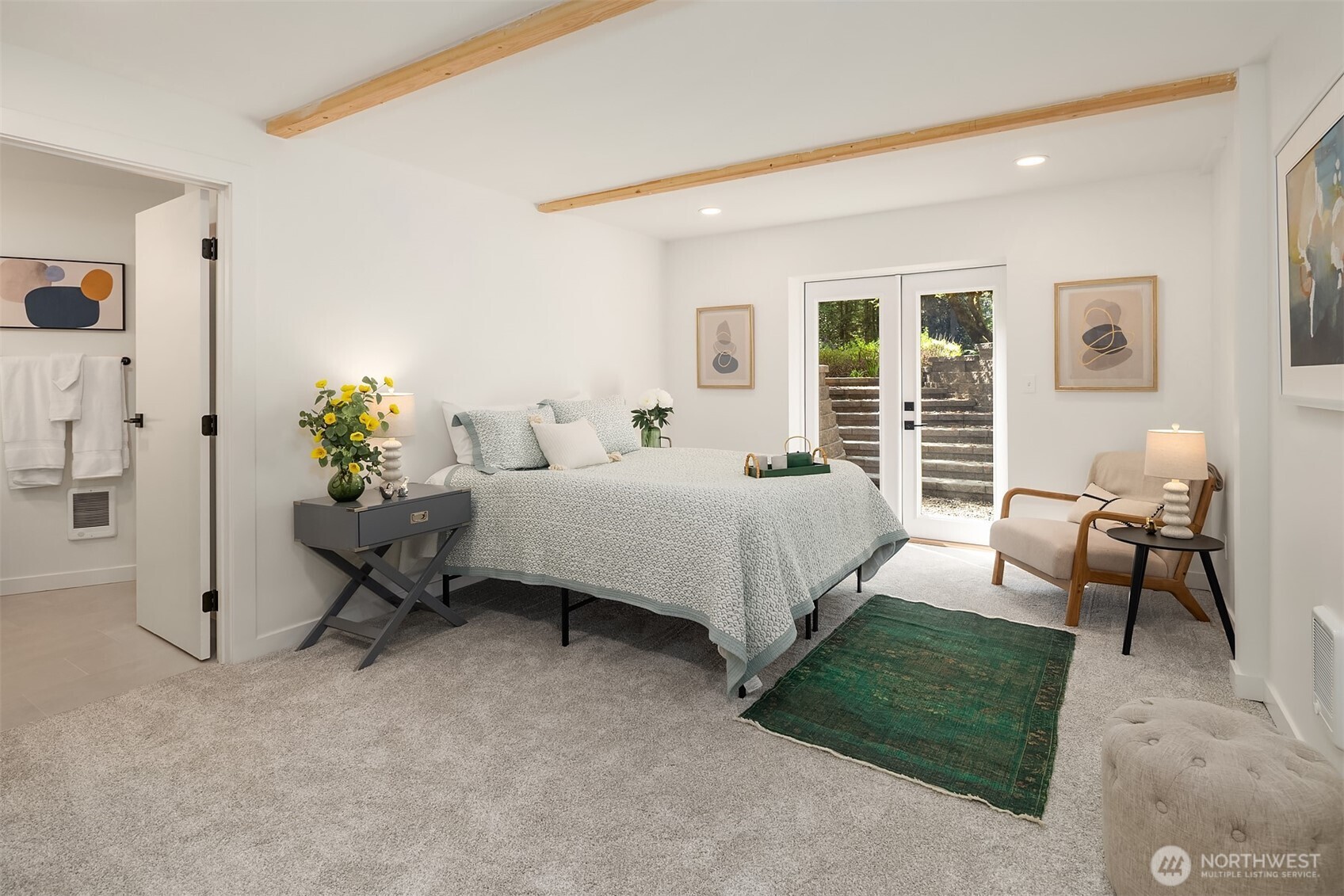 7575 NE New Brooklyn Road , Bainbridge Island, WA 98110