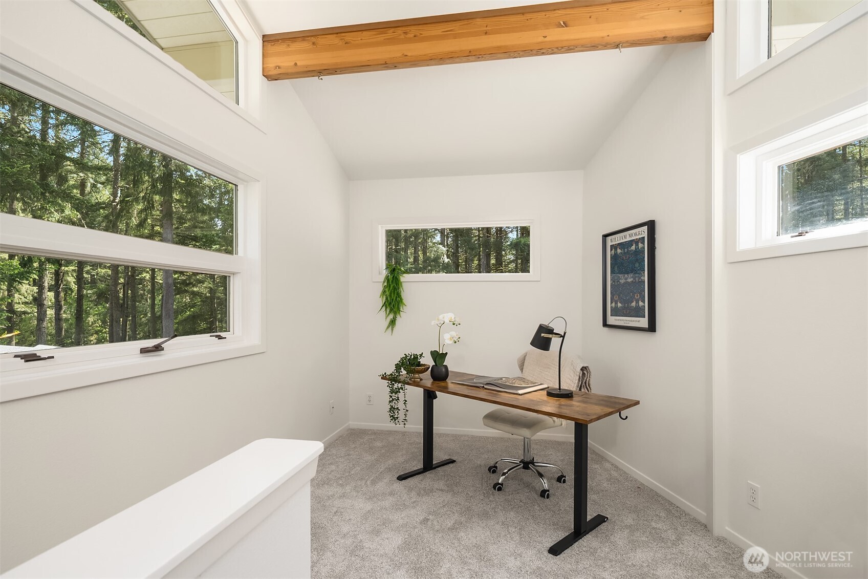 7575 NE New Brooklyn Road , Bainbridge Island, WA 98110