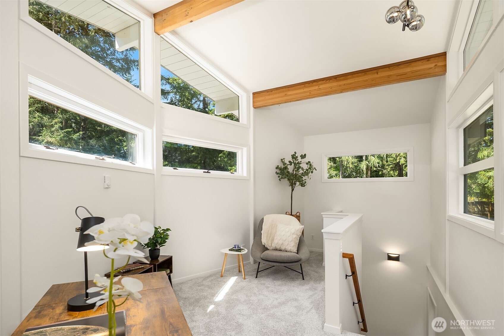7575 NE New Brooklyn Road , Bainbridge Island, WA 98110
