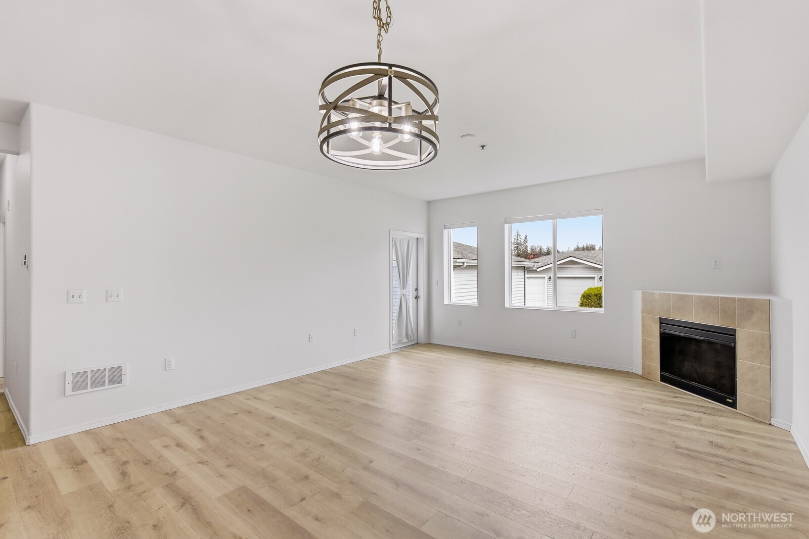 14915 38th Drive SE #HH1028, Bothell, WA 98012