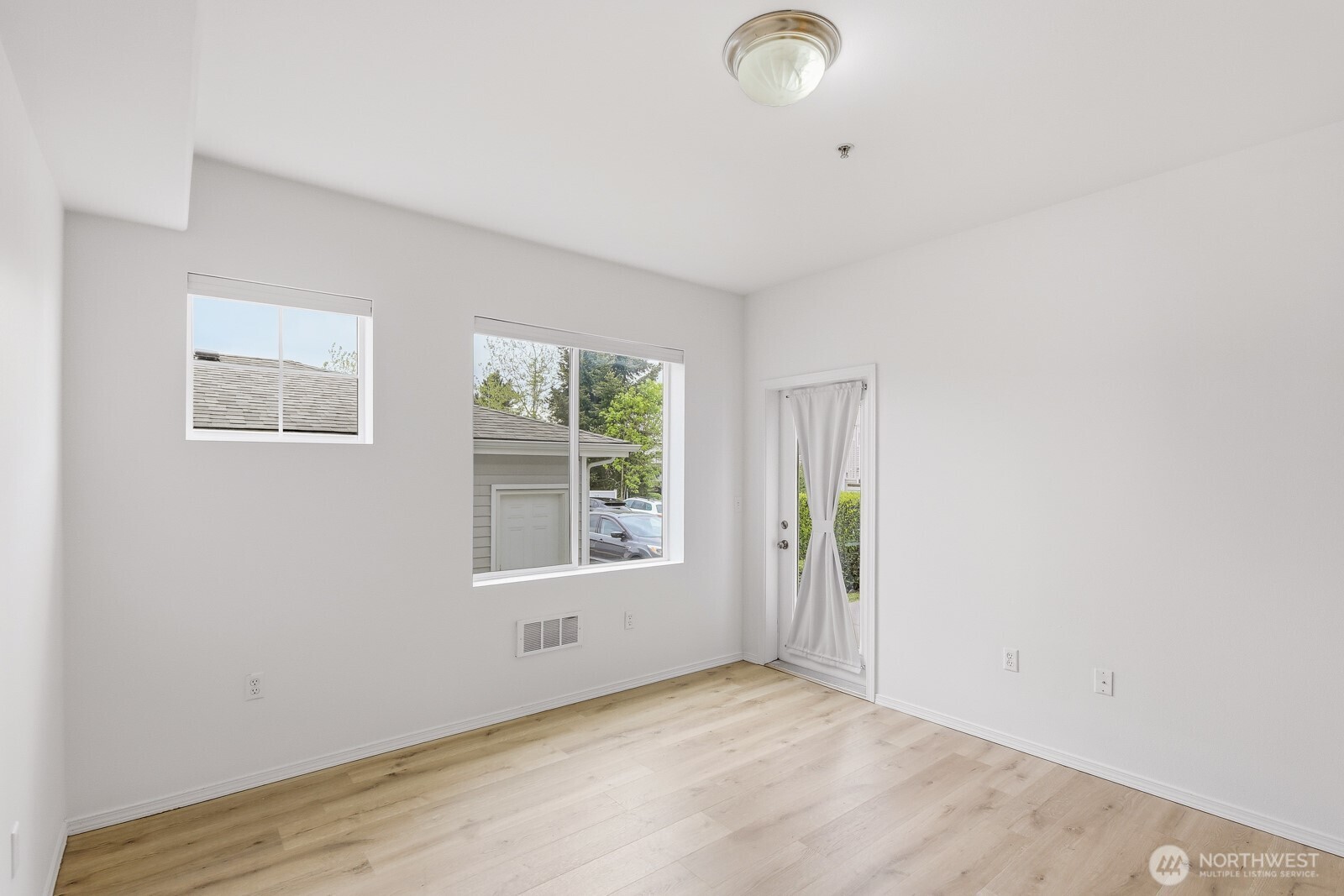14915 38th Drive SE #HH1028, Bothell, WA 98012