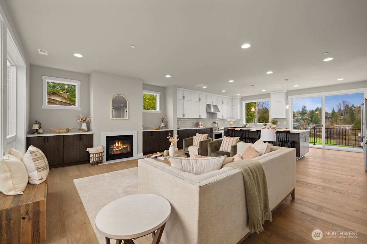 7853 S 132 Street , Seattle, WA 98178