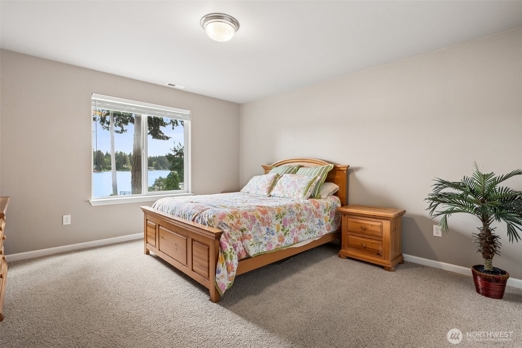 3800 Long Lake Drive SE, Olympia, WA 98503