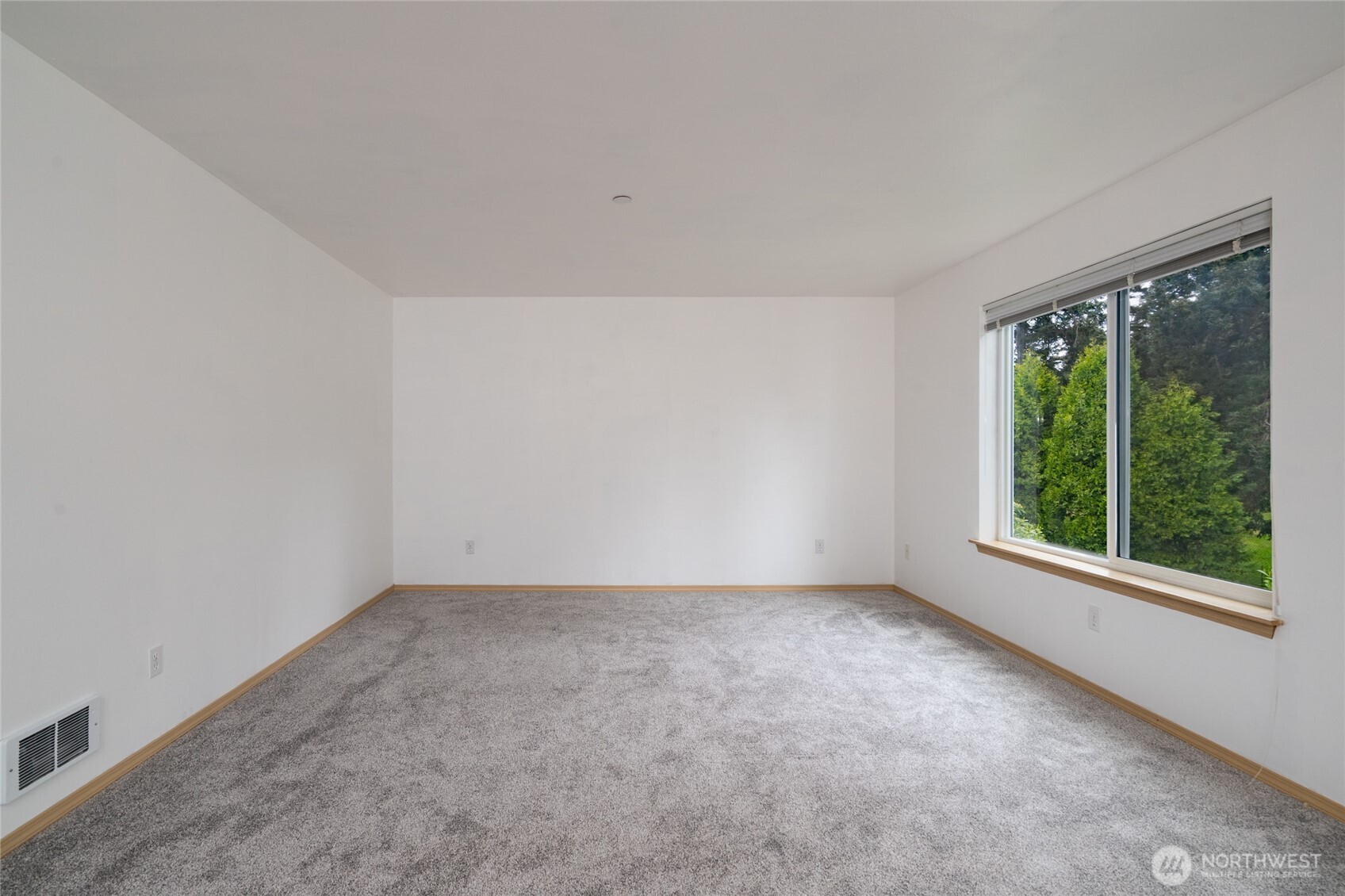 1640 SW Mulberry Place #C203, Oak Harbor, WA 98277