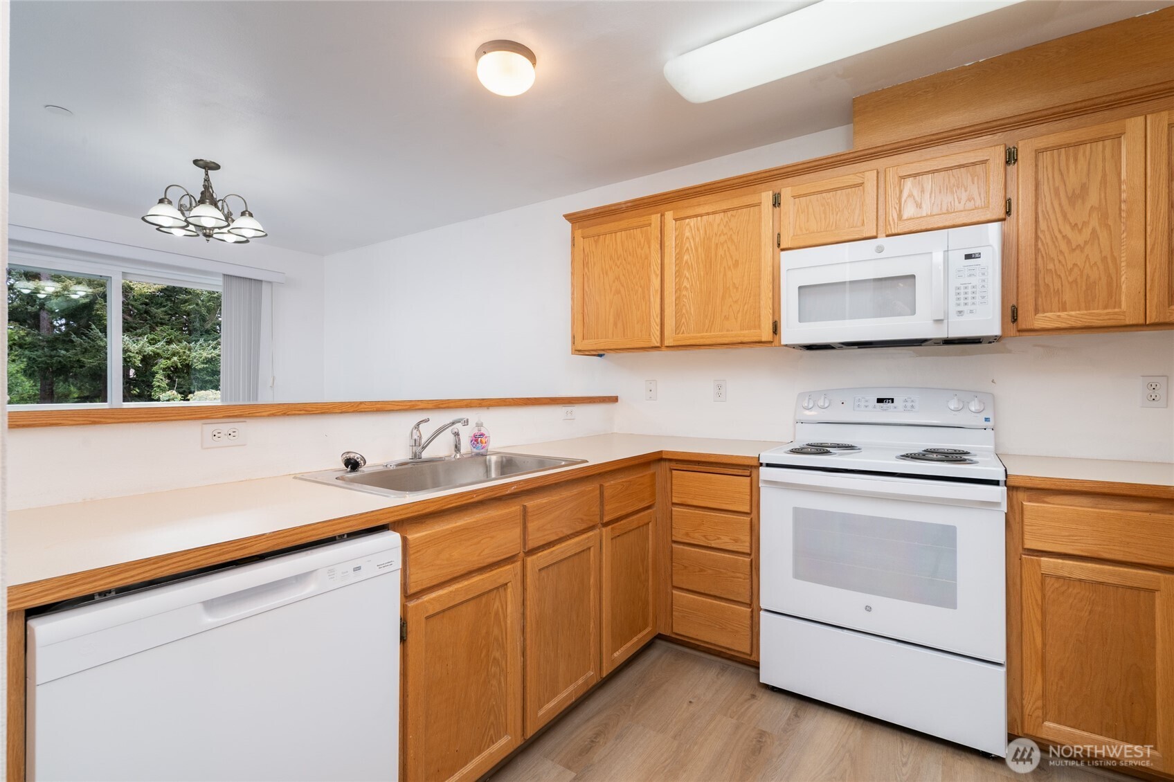 1640 SW Mulberry Place #C203, Oak Harbor, WA 98277