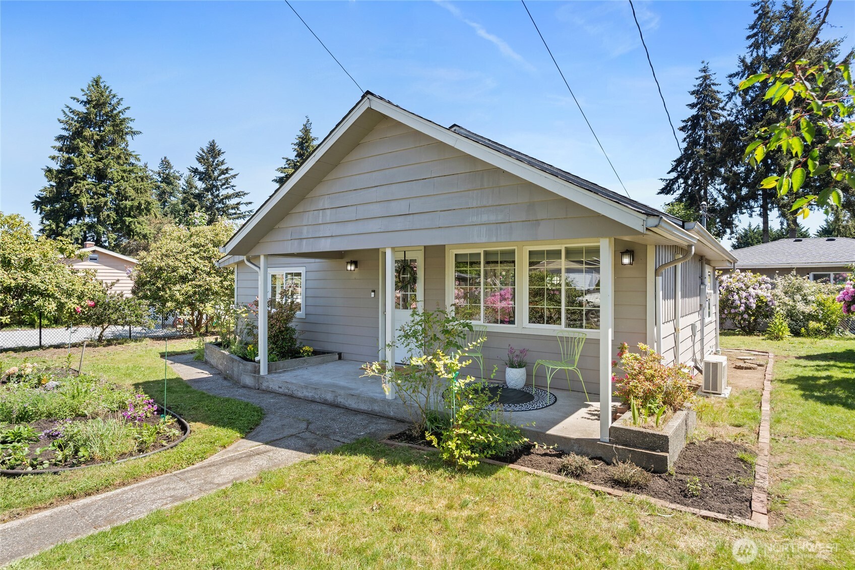 12022 2nd Avenue SW, Seattle, WA 98146-2933