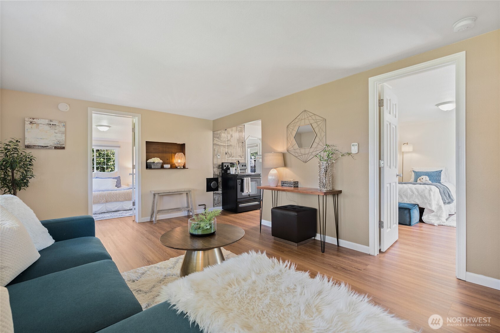 12022 2nd Avenue SW, Seattle, WA 98146-2933