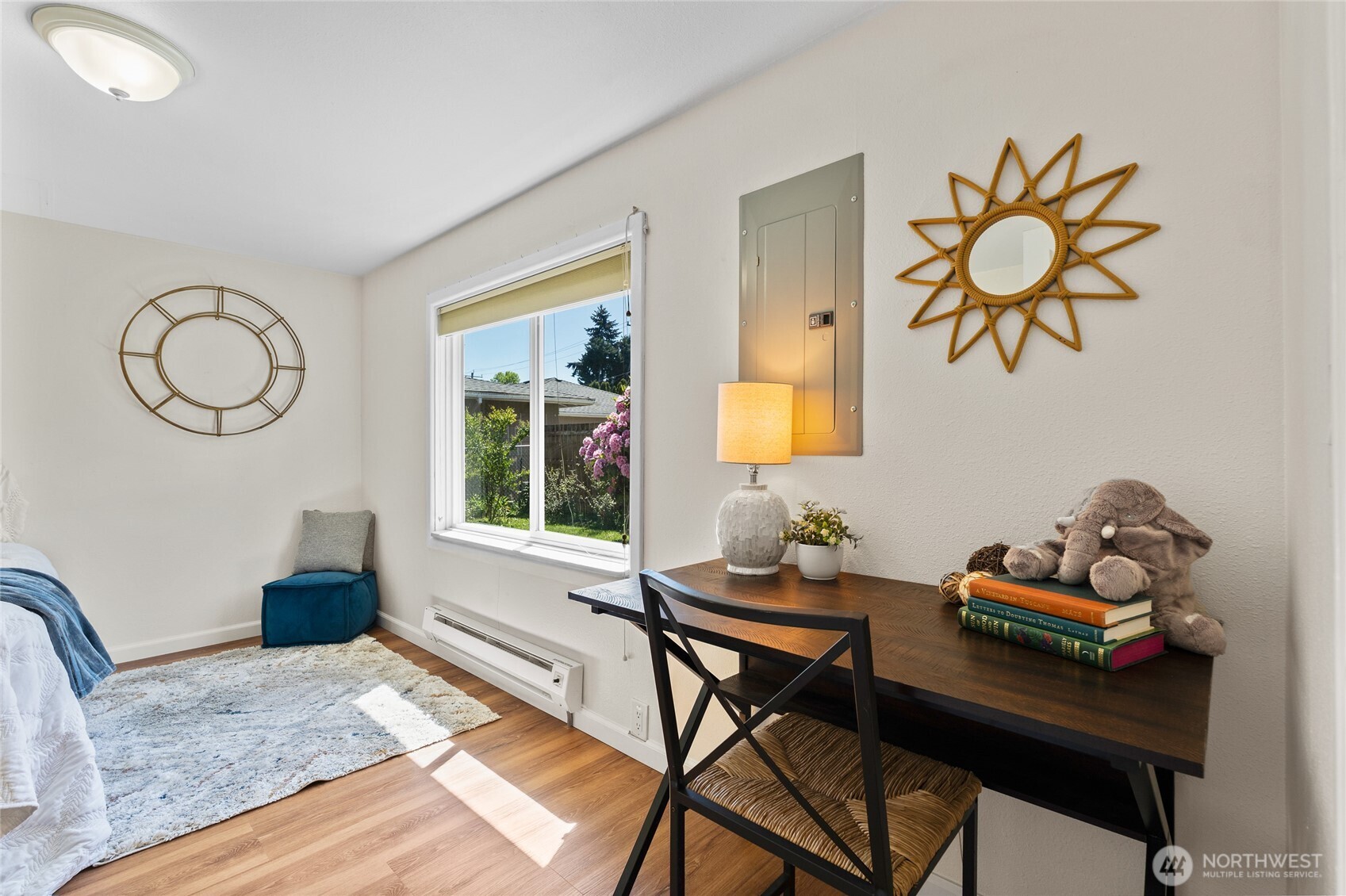 12022 2nd Avenue SW, Seattle, WA 98146-2933