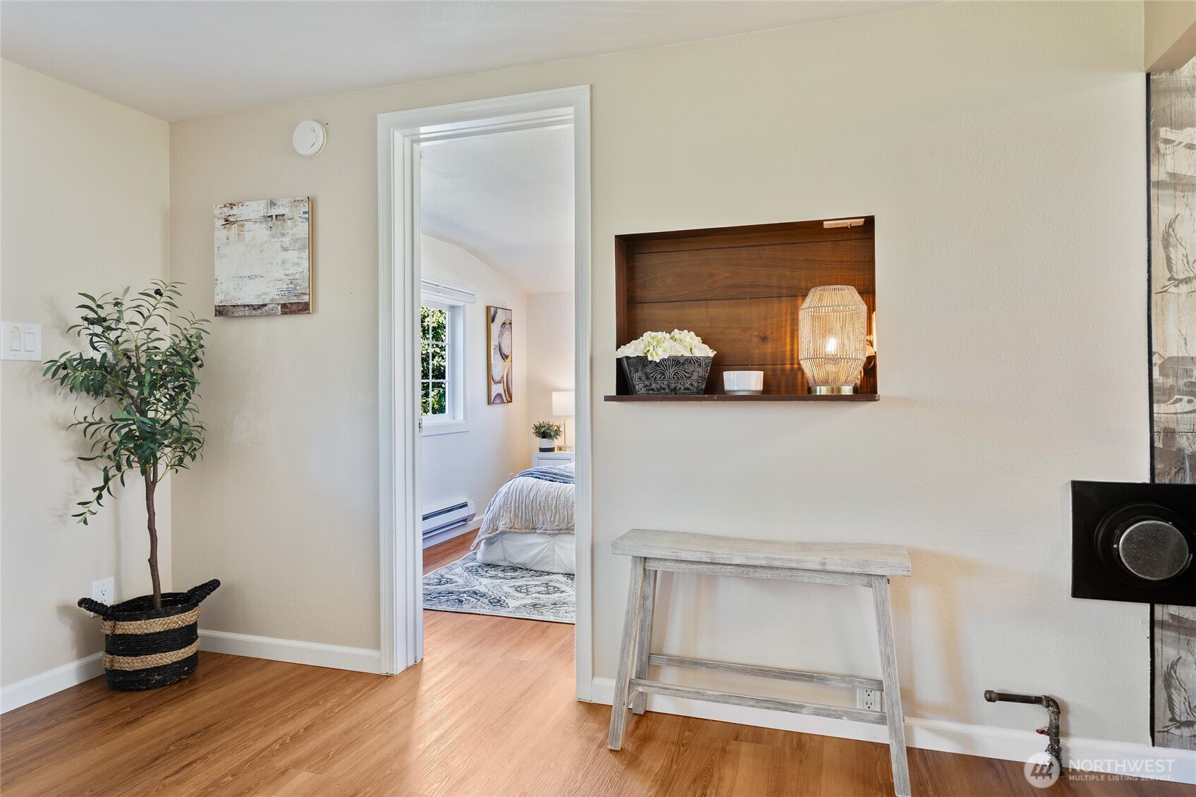 12022 2nd Avenue SW, Seattle, WA 98146-2933