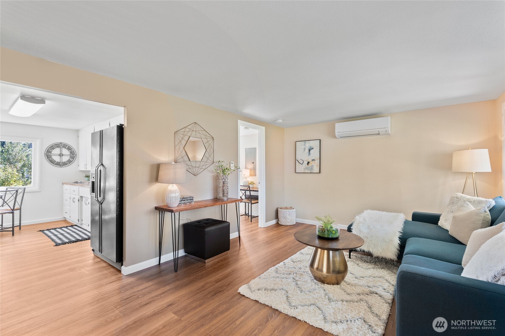 12022 2nd Avenue SW, Seattle, WA 98146-2933