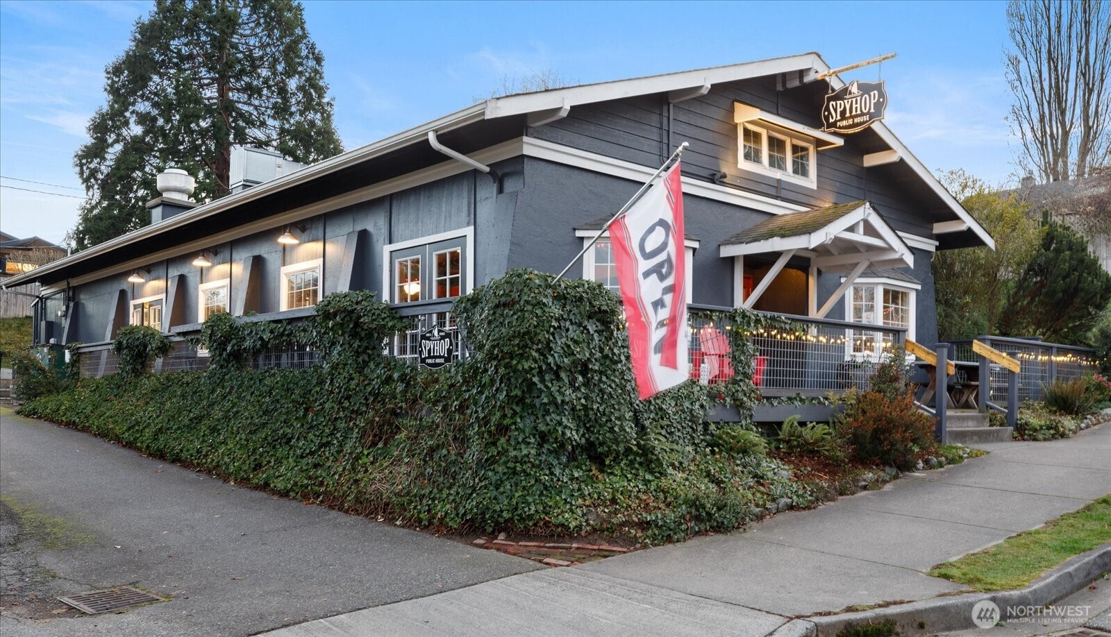 317 2nd Street , Langley, WA 98260