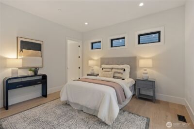 13982 Manzanita Road NE, Bainbridge Island, WA 98110 - Photo 16