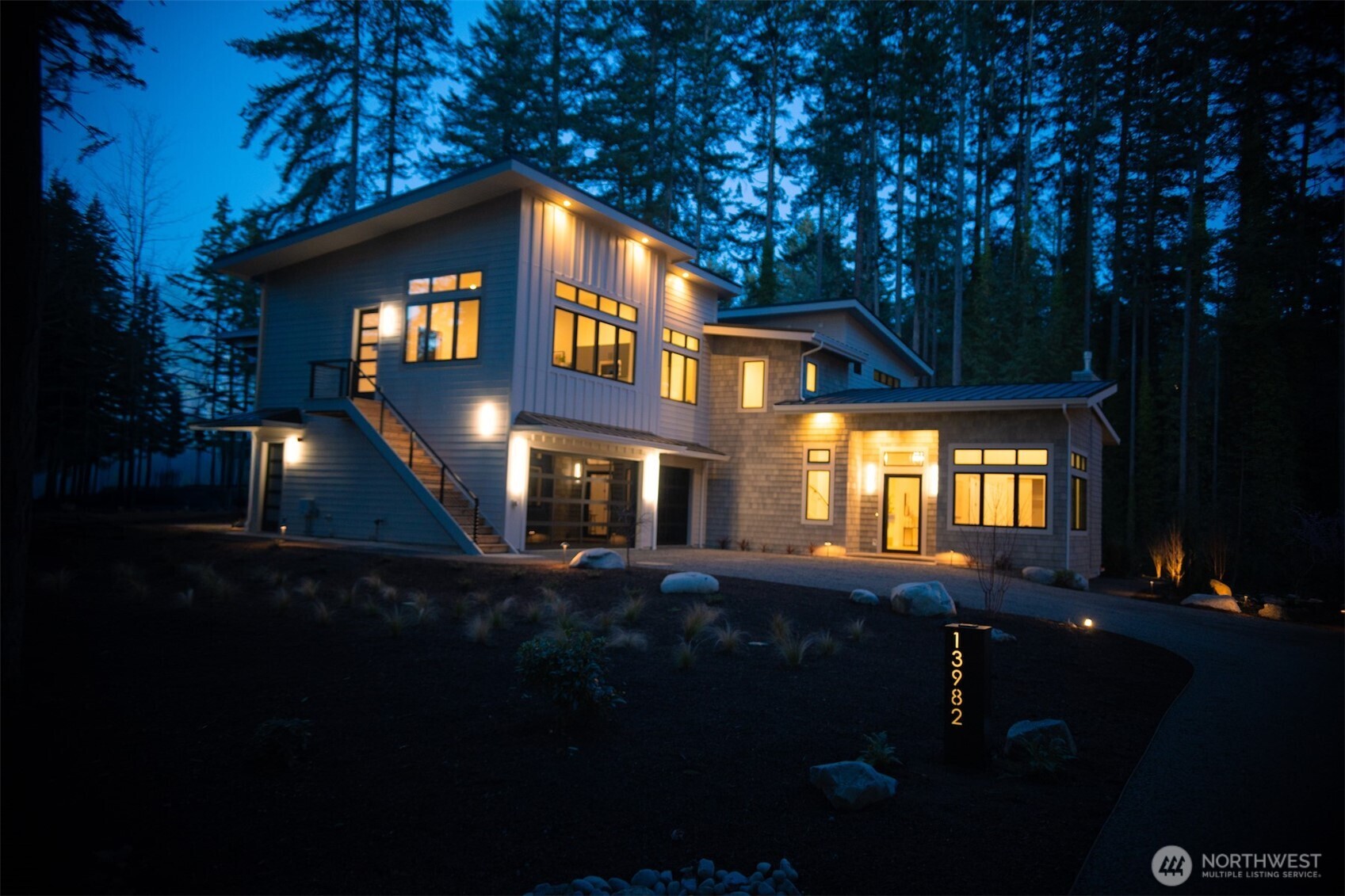 13982 Manzanita Road NE, Bainbridge Island, WA 98110