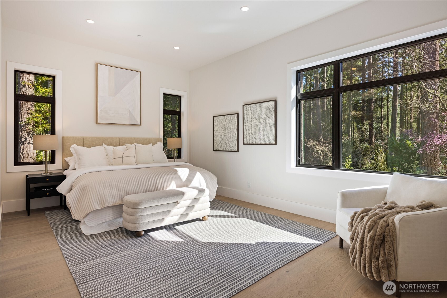 13970 Manzanita Road NE, Bainbridge Island, WA 98110