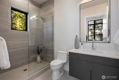 13970 Manzanita Road NE, Bainbridge Island, WA 98110 - Photo 26