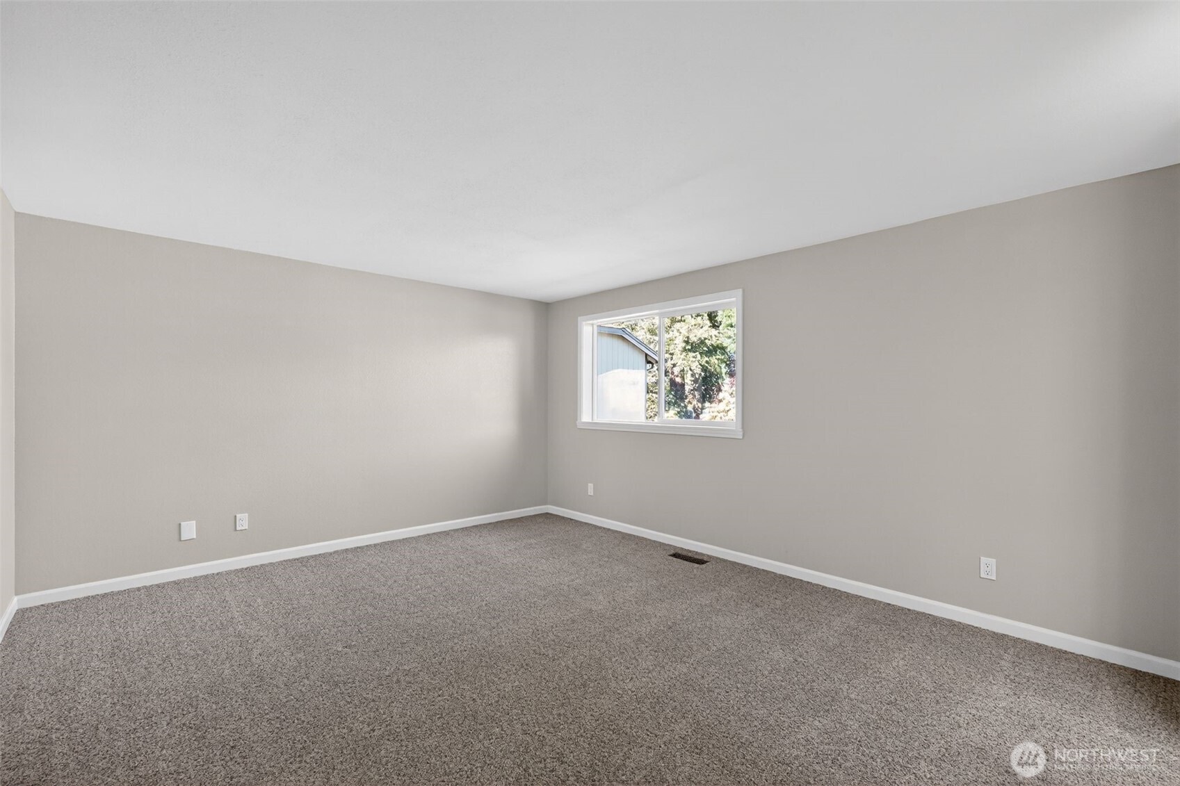 12228 Dayton Avenue N, Seattle, WA 98133
