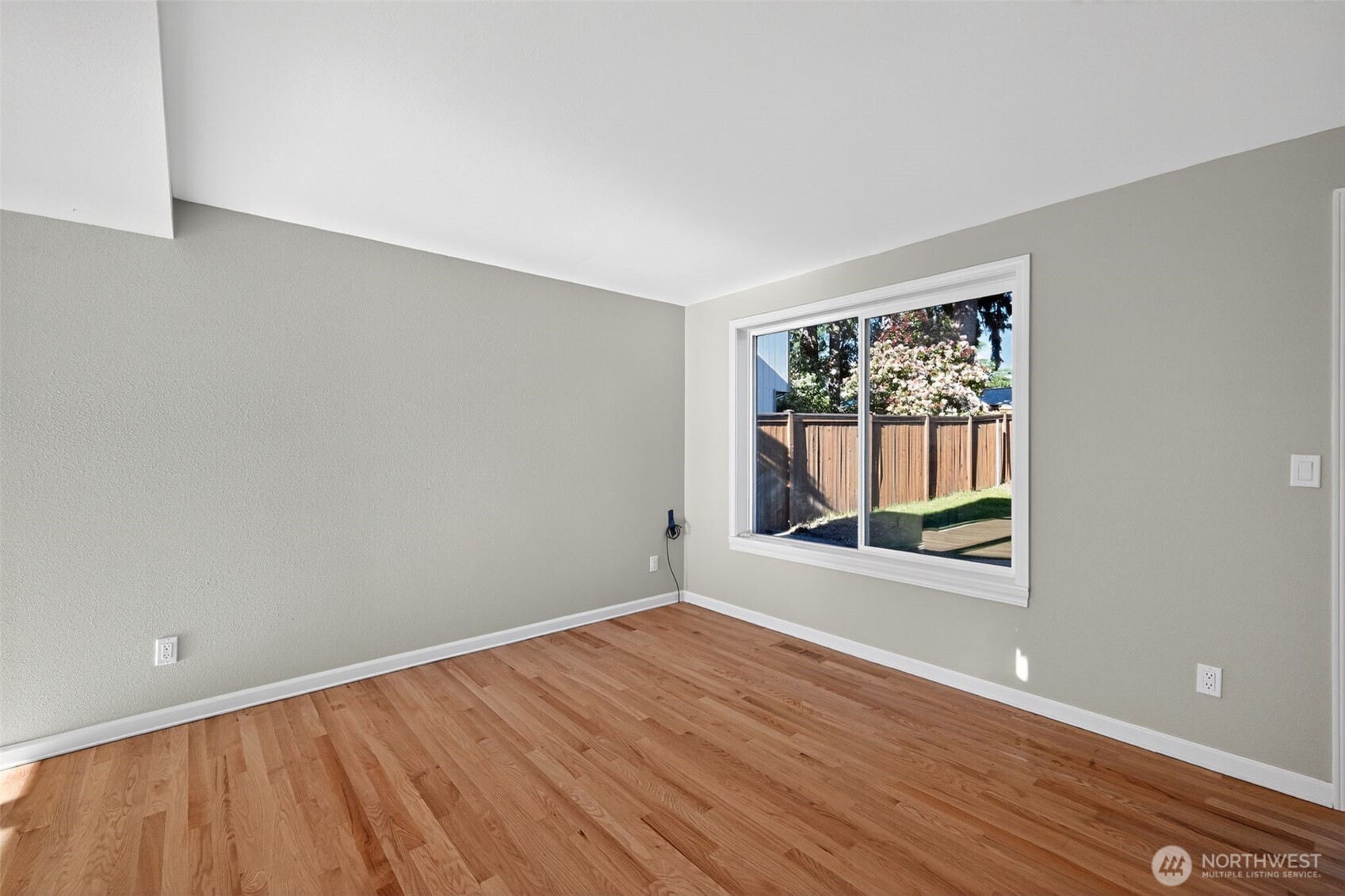 12228 Dayton Avenue N, Seattle, WA 98133
